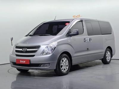 2011 Hyundai Starex