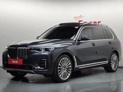 2022 BMW X7