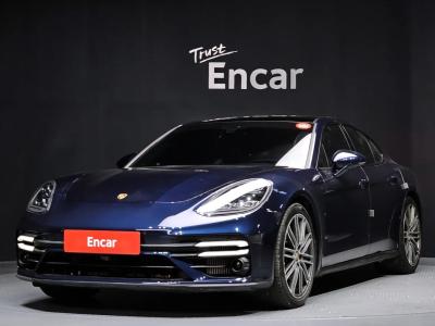 2021 Porsche Panamera