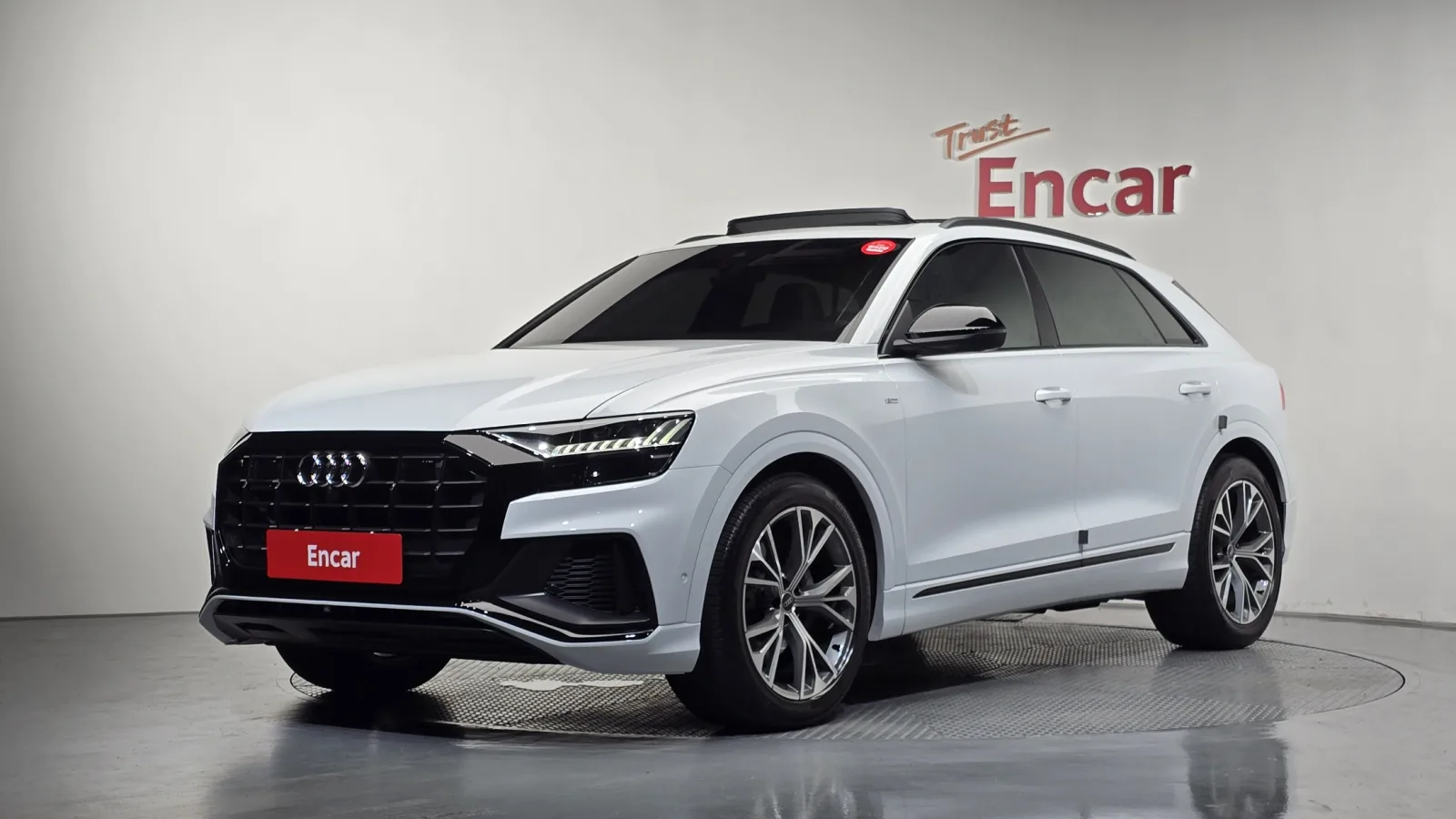 2022 Audi Q8