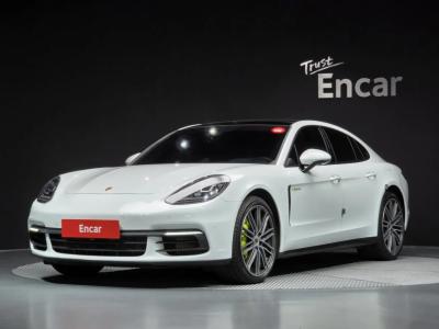 2019 Porsche Panamera