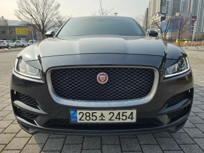 2017 Jaguar F-PACE