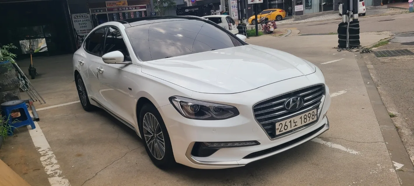 2019 Hyundai Grandeur