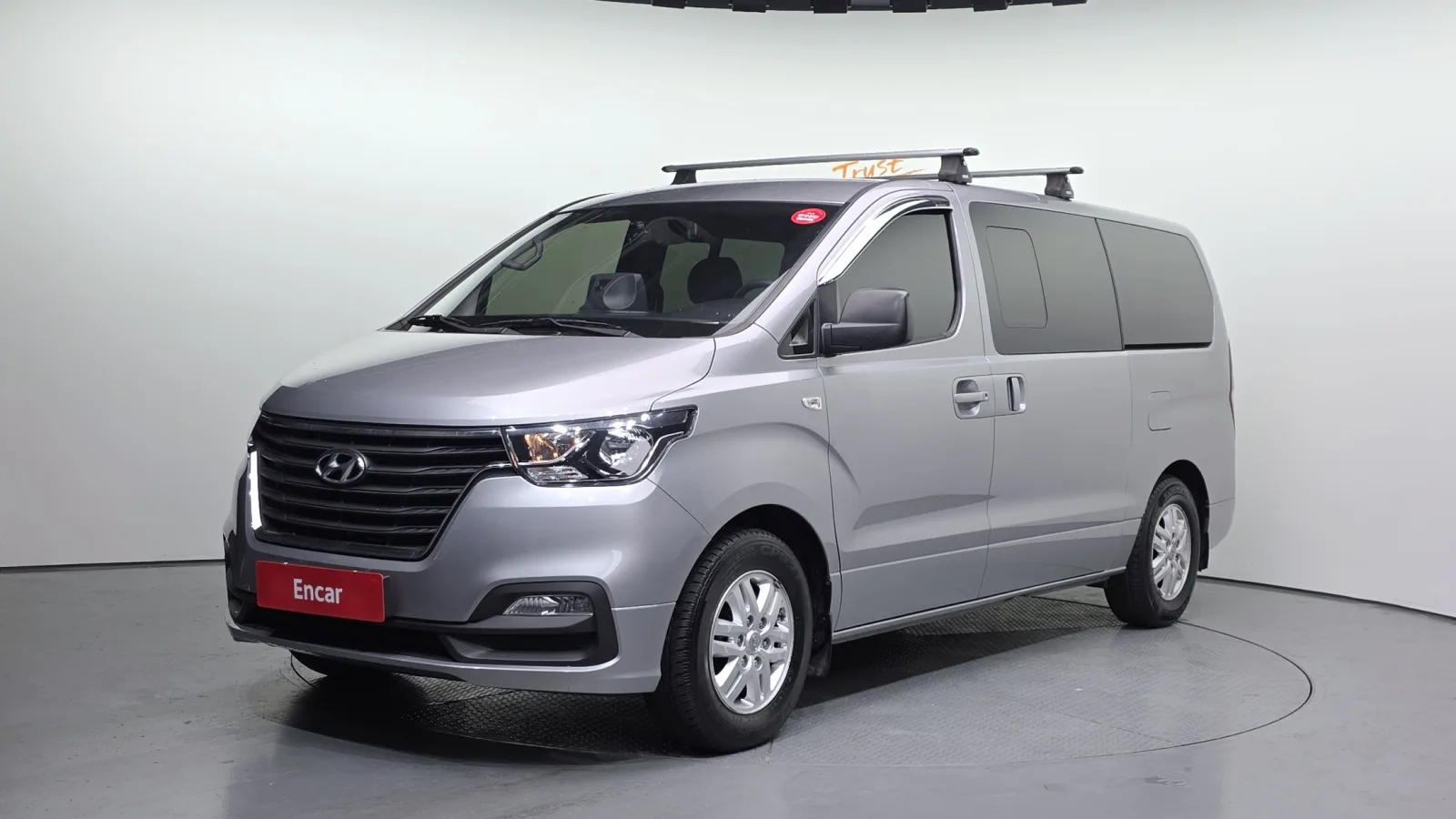 2020 Hyundai Starex