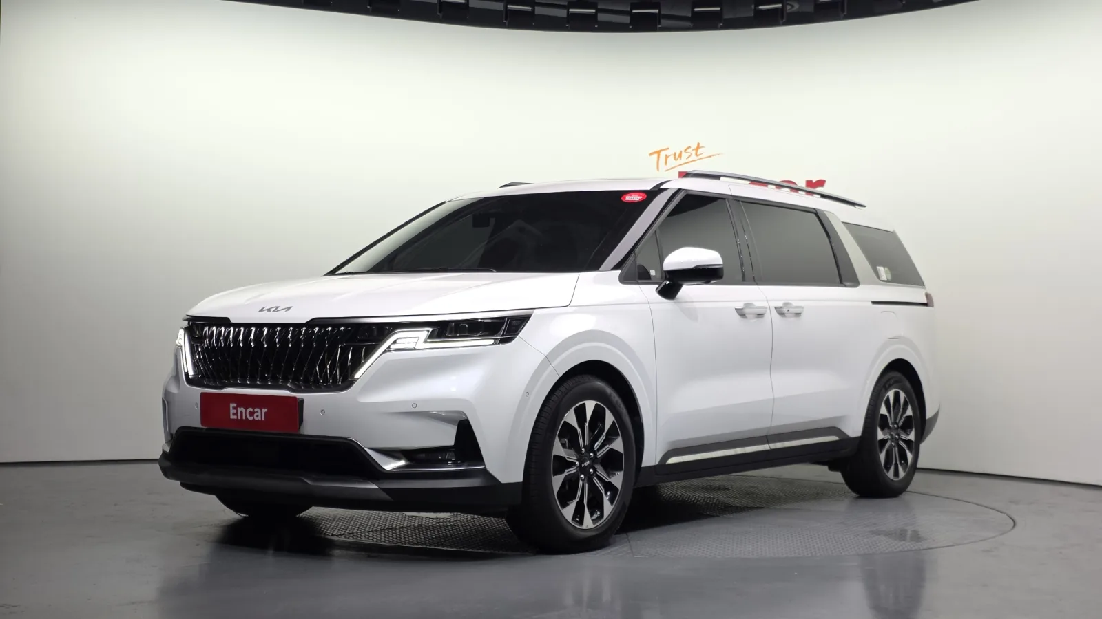 2023 Kia Carnival
