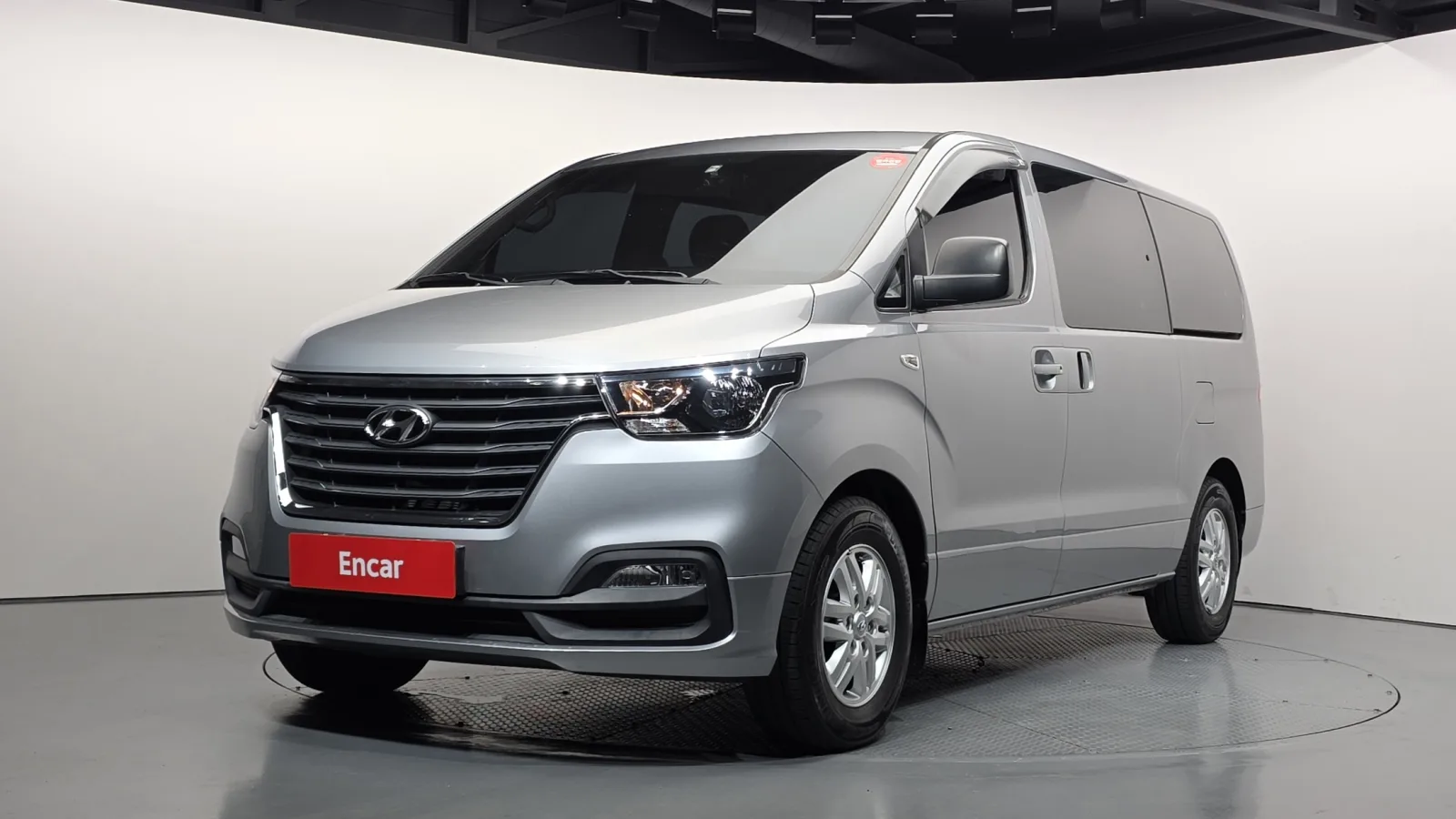 2021 Hyundai Starex
