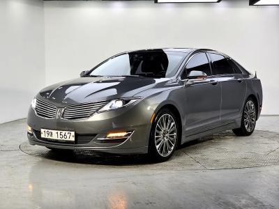 2014 Lincoln MKZ