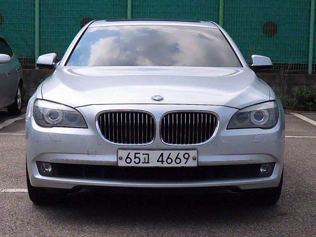 2009 BMW 7-Series
