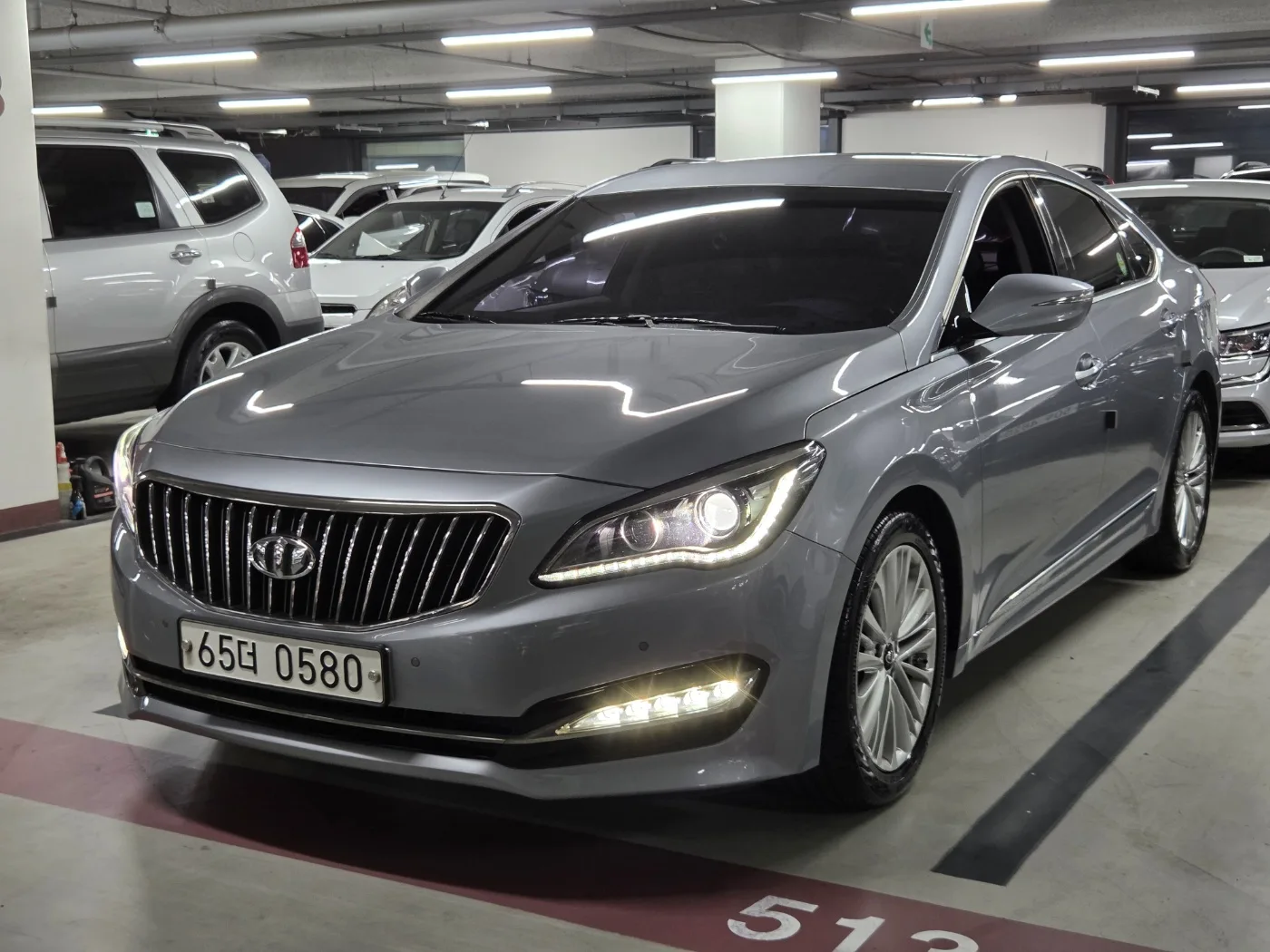 2016 Hyundai Aslan