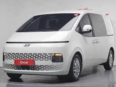 2022 Hyundai Staria