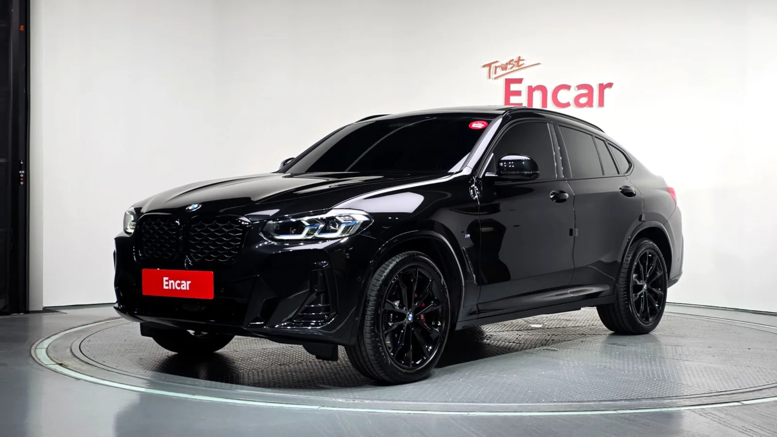 2025 BMW X4