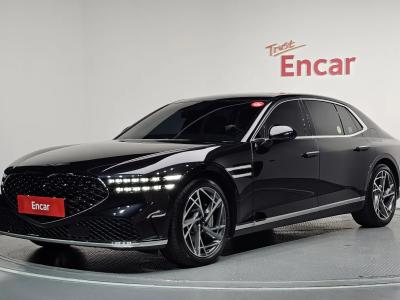 2023 Genesis G90