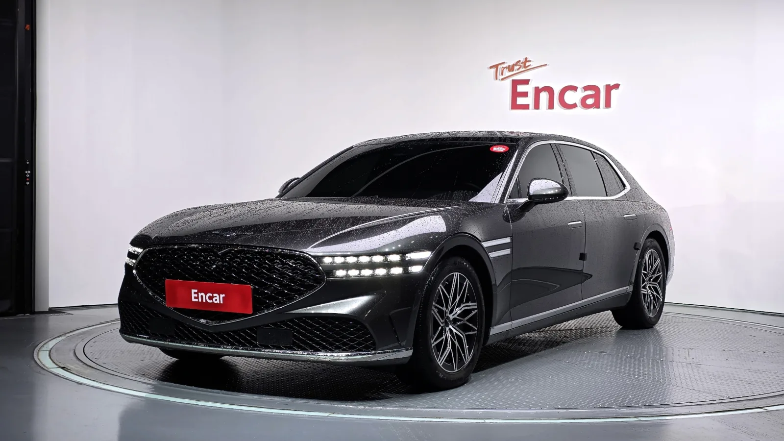 2022 Genesis G90