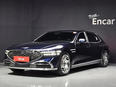2022 Genesis G90