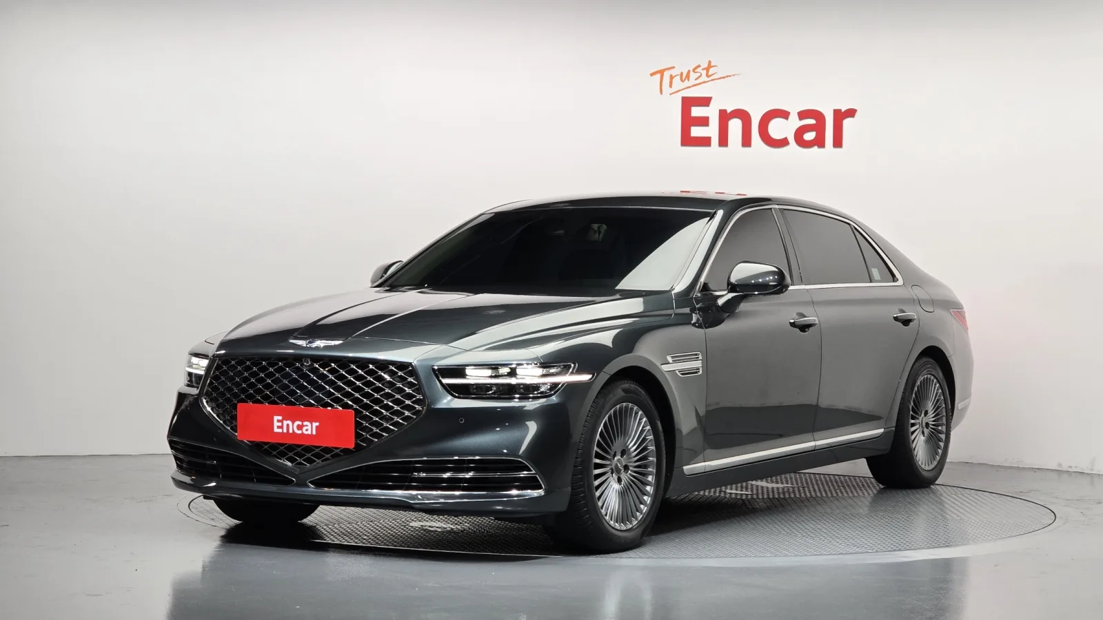 2019 Genesis G90