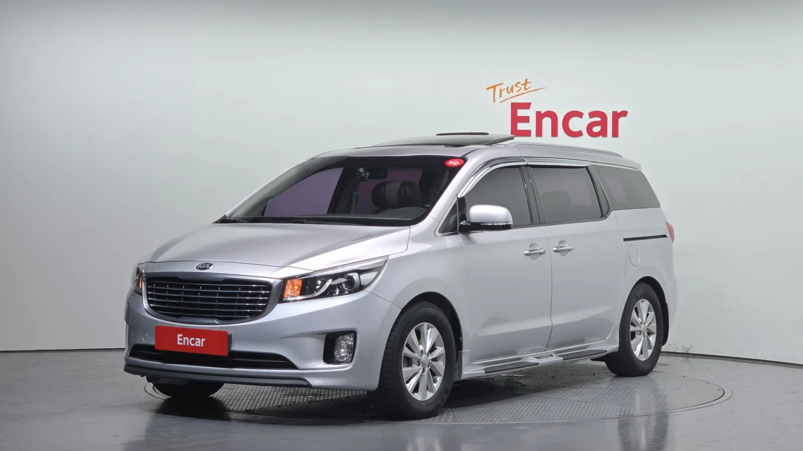 2015 Kia Carnival