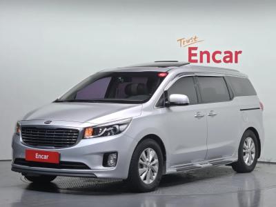 2015 Kia Carnival