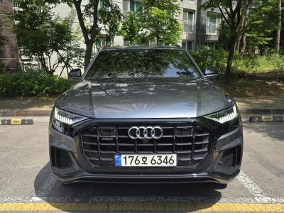 2022 Audi Q8