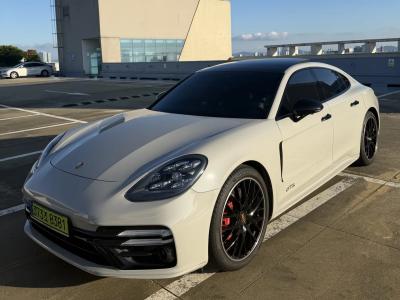 2021 Porsche Panamera
