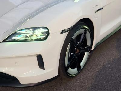 2025 Porsche Taycan