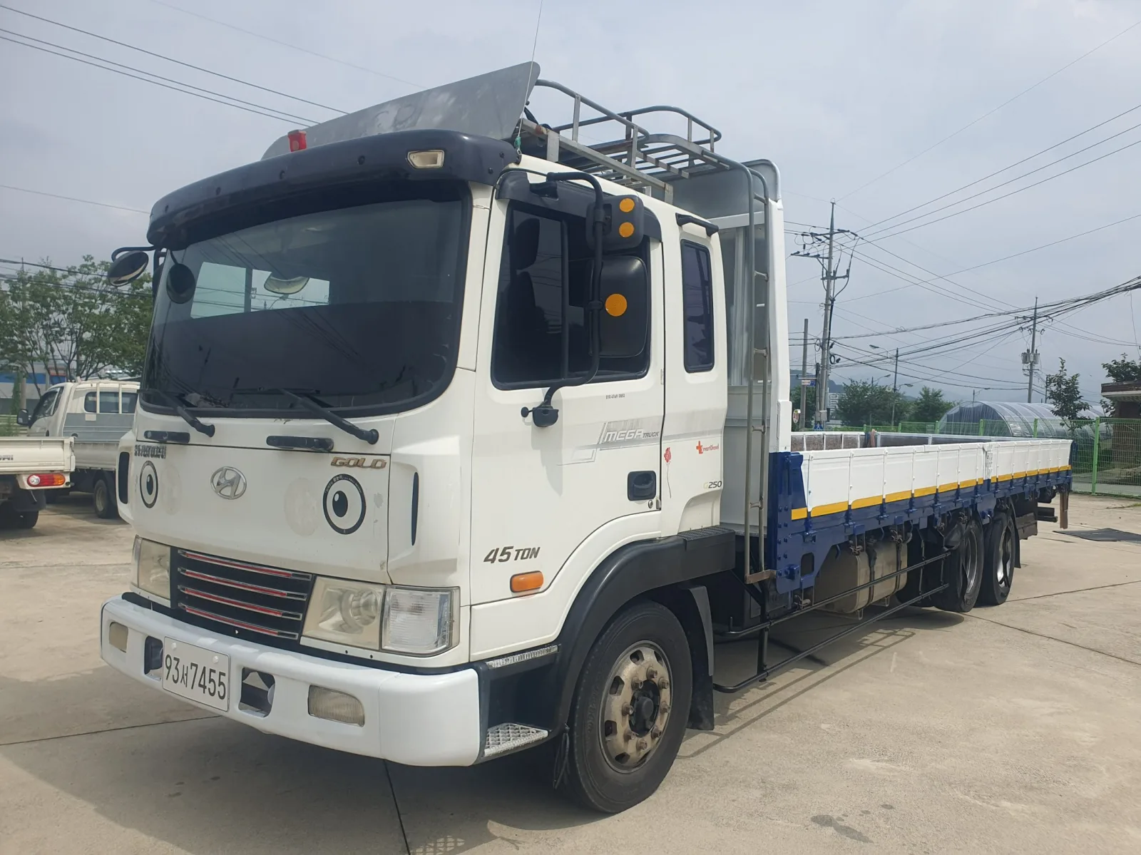 2011 Hyundai Mega Truck