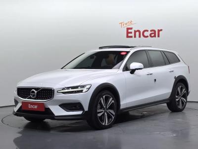 2021 Volvo V60