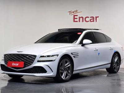 2025 Genesis G80
