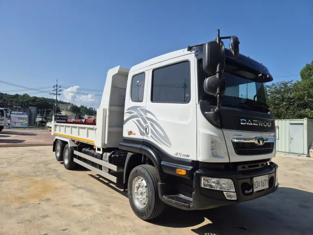 2011 Tata Daewoo Prima Dump