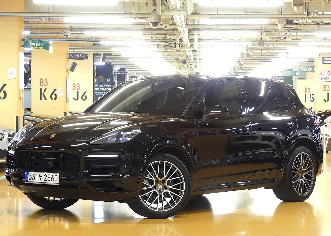 2023 Porsche Cayenne