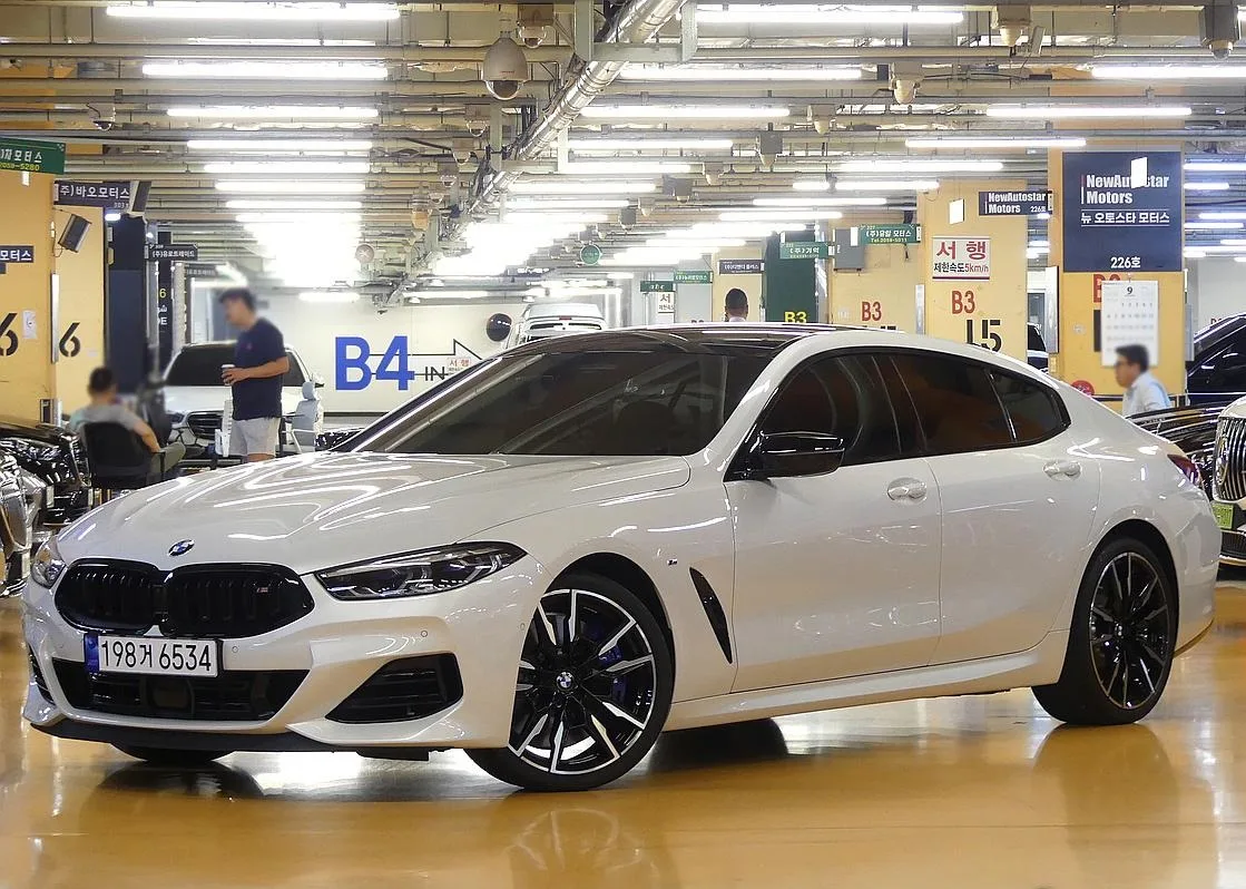 2024 BMW 8-Series