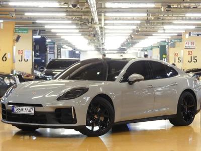 2025 Porsche Panamera