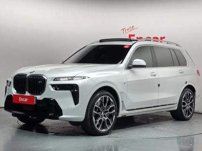 2025 BMW X7