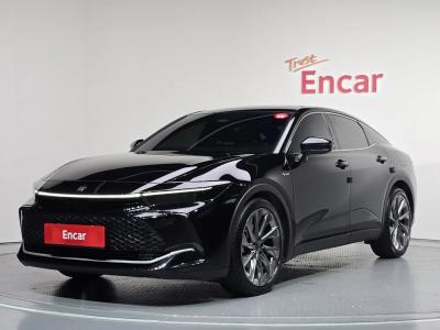 2025 Toyota Crown