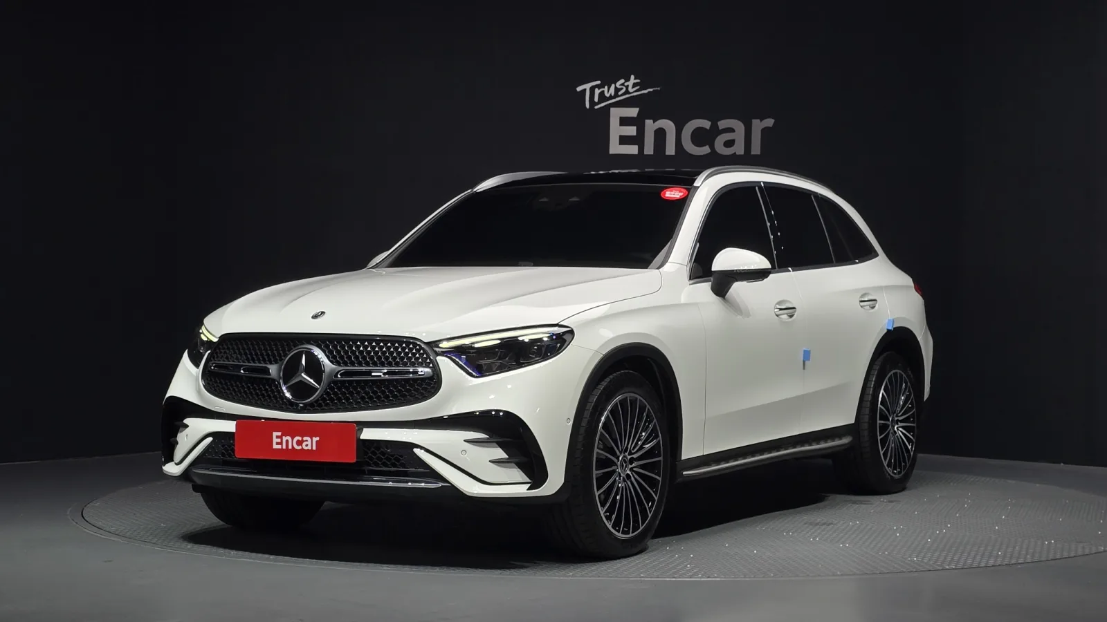 2024 Mercedes-Benz GLC-Class