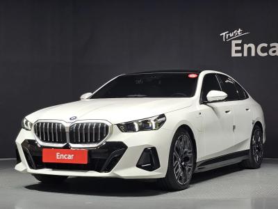 2025 BMW 5-Series