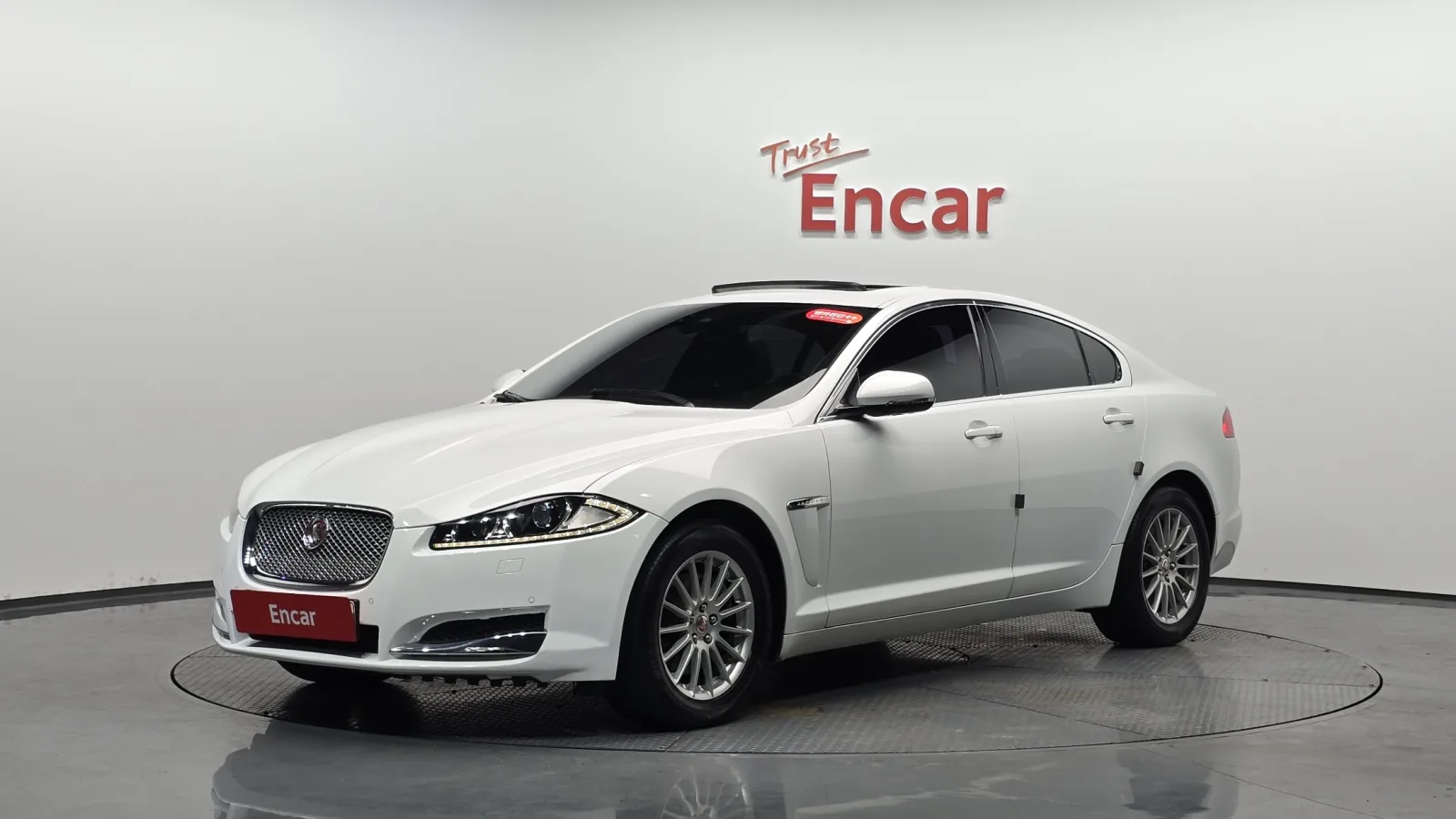 2014 Jaguar XF