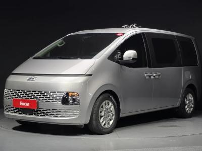 2024 Hyundai Staria
