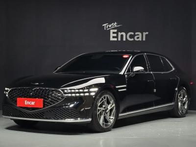 2022 Genesis G90
