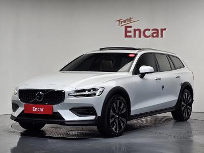 2024 Volvo V60