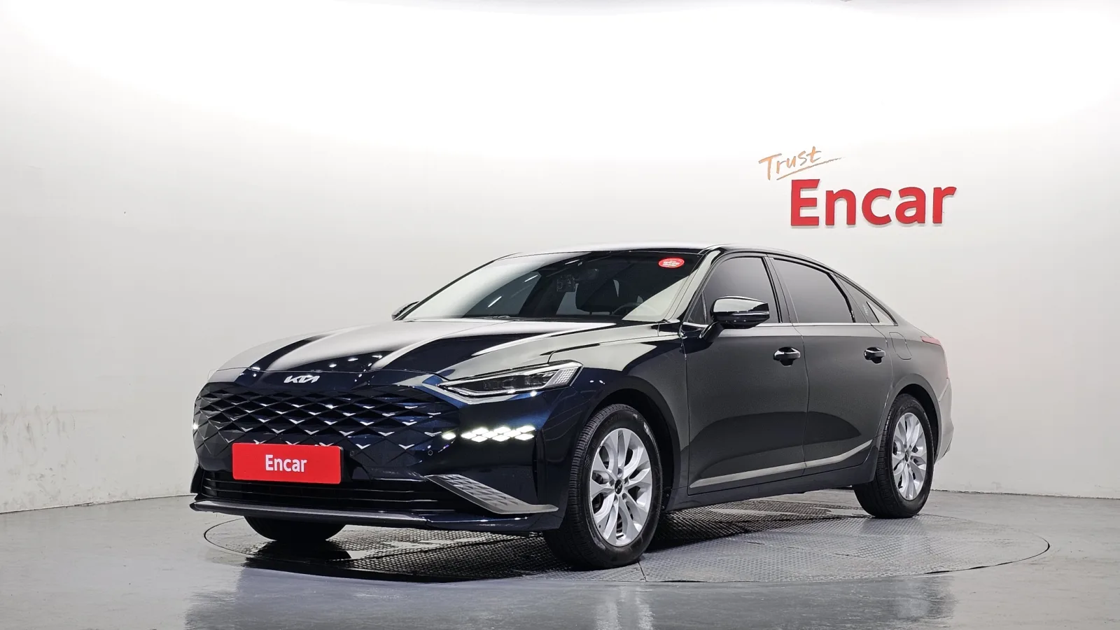 2023 Kia K8