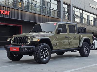 2025 Jeep Gladiator