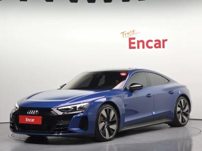 2022 Audi e-tron GT
