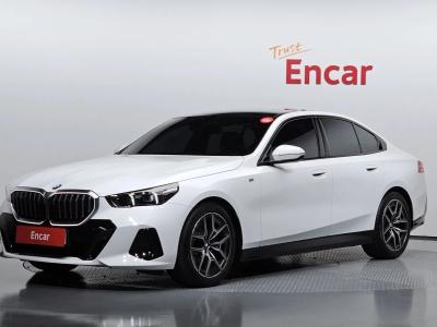 2025 BMW 5-Series