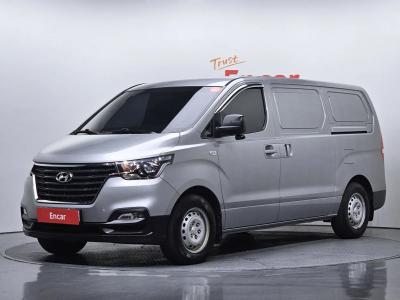 2020 Hyundai Starex