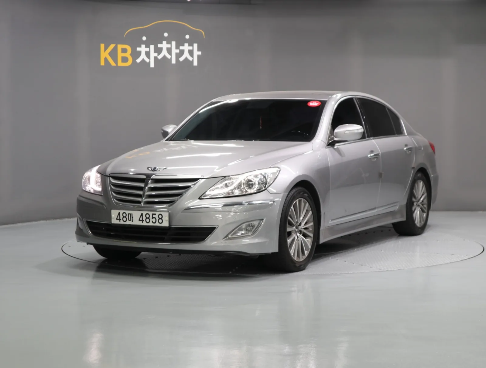 2013 Hyundai Genesis