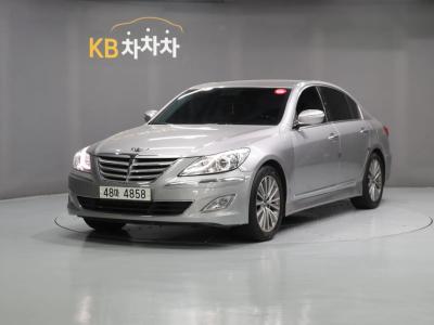 2013 Hyundai Genesis