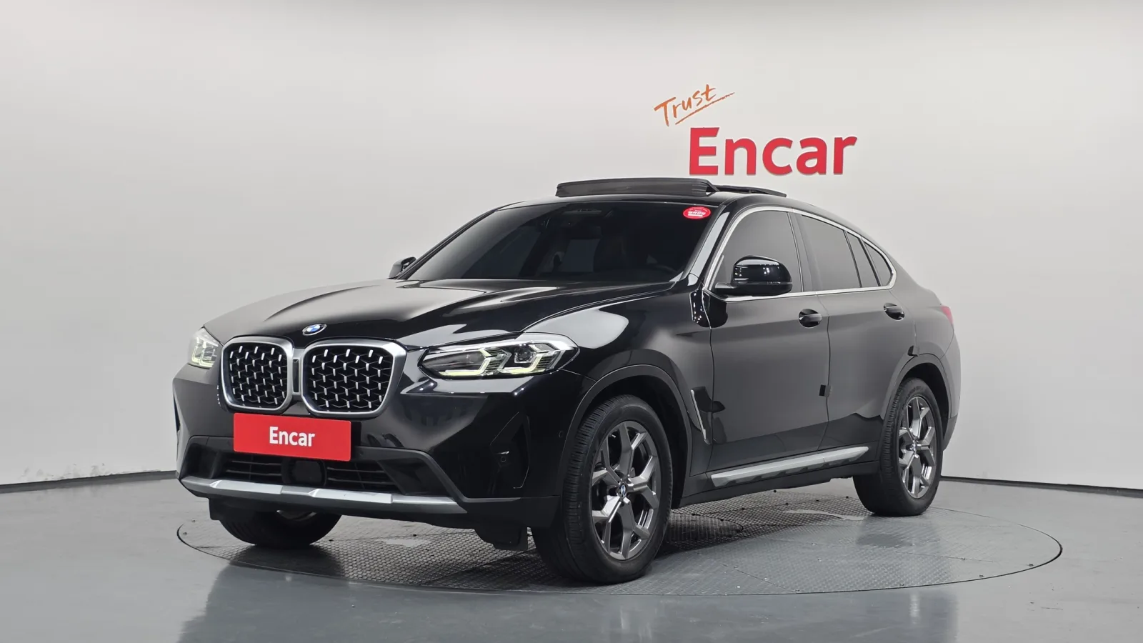 2022 BMW X4
