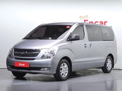 2016 Hyundai Starex
