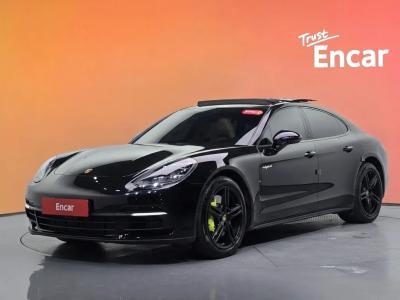 2019 Porsche Panamera