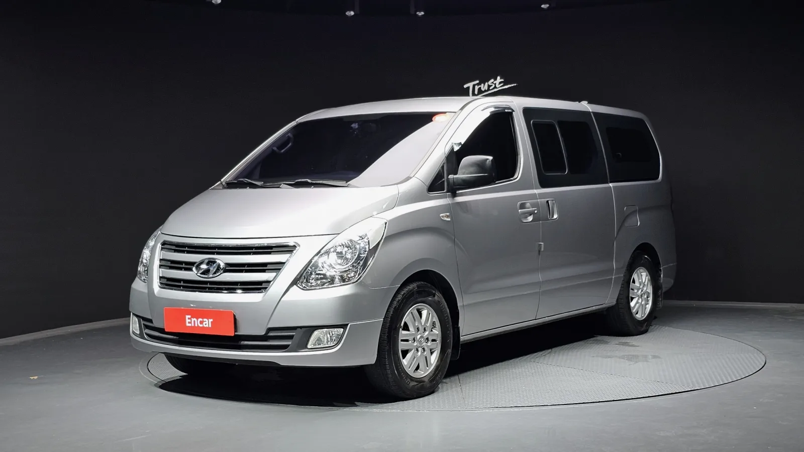 2017 Hyundai Starex